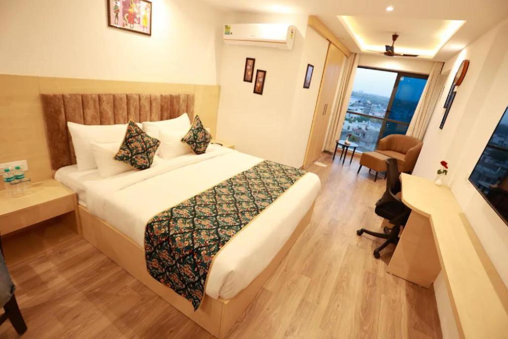 Diona Anukampa Suite With Pool Divisione di Divisione di Jaipur Esterno foto